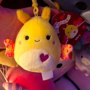 🇺🇸 bnwt Miry the moth clip